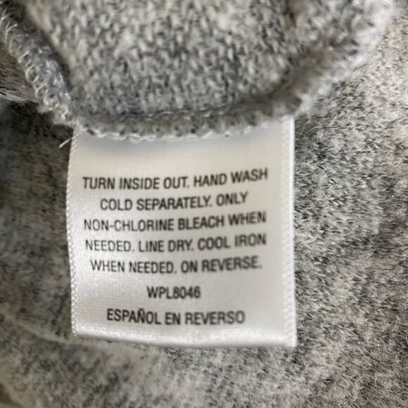 Bar III  Women's Gray Shark Bite Cowl Neck Lightweight Sweater NEW Size Medium - Picture 4 of 5